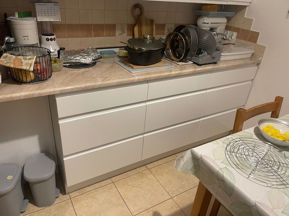 Zestaw szafek kuchennych – 3x60 cm + 1x40 cm – biały połysk