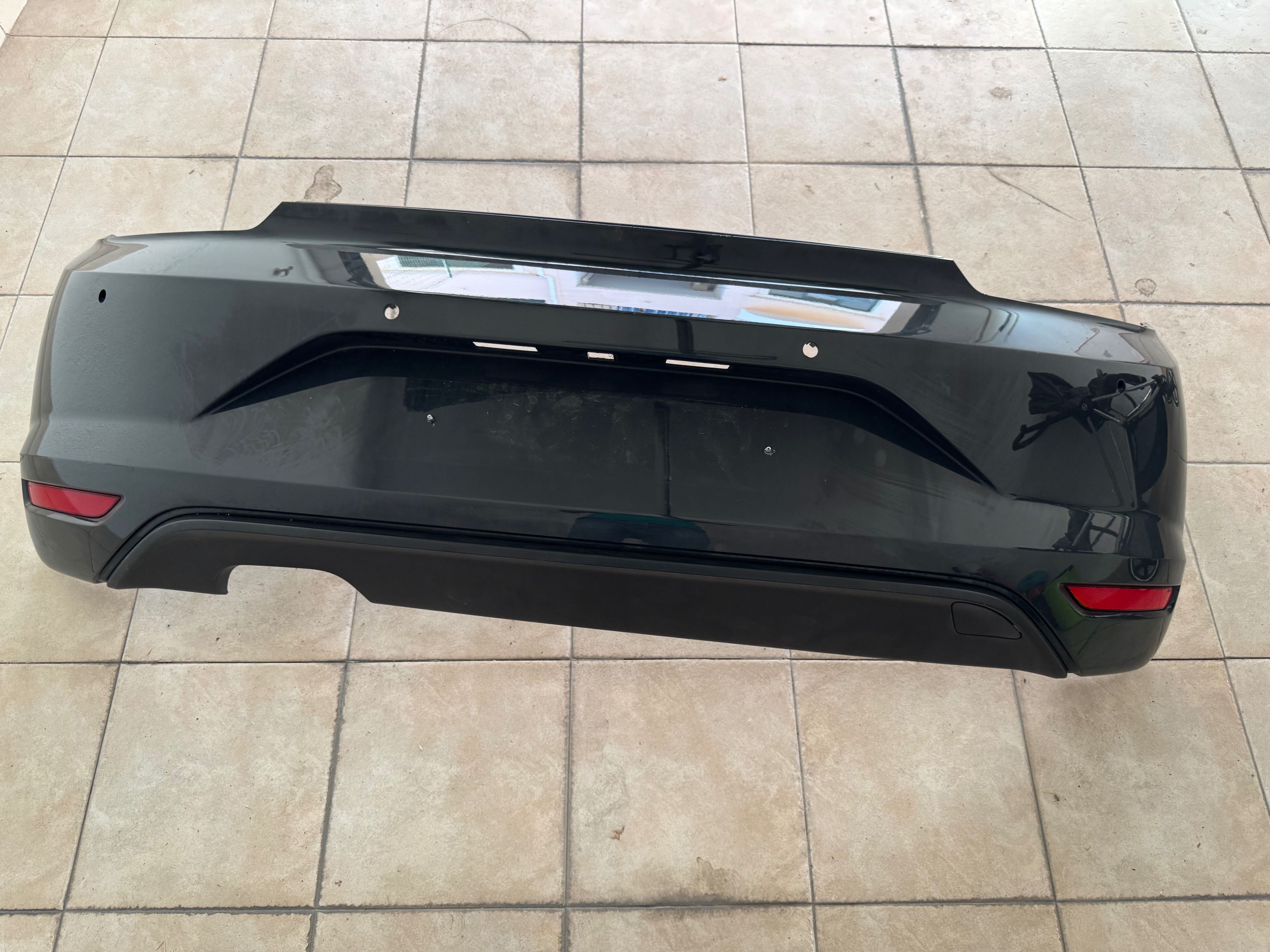 Pára-choques Traseiro VW Scirocco Facelift
