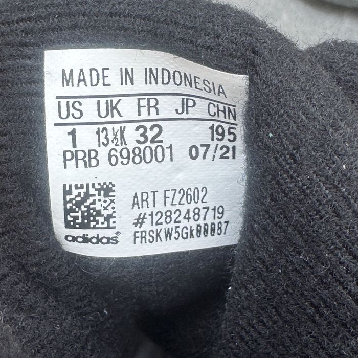 32 та 37р.ОРИГІНАЛ 100% Черевики адідас Adidas Snowpitch FZ2602