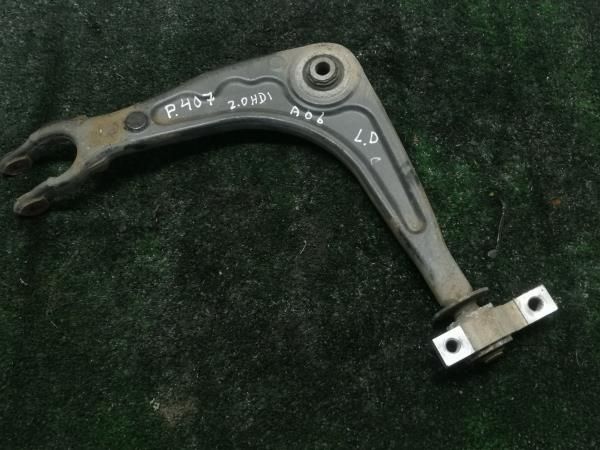 Braço de suspensão frente direito PEUGEOT 407 (6D_)