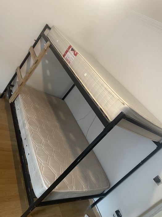 4 Beliche e 10 colchões