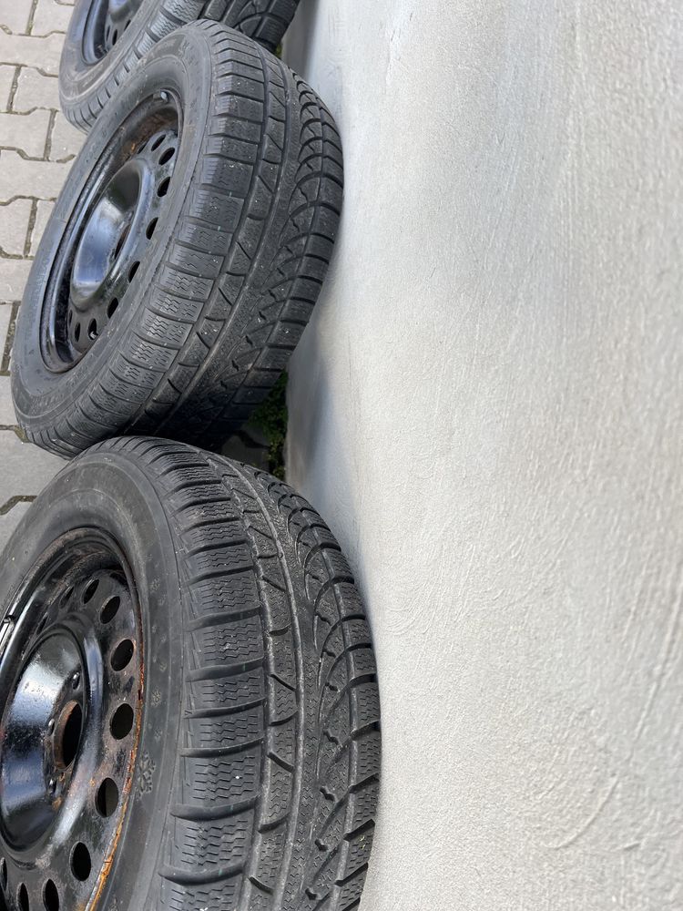 Диски з резиною r16 Tucson 5х114.3 резина 215 65 r16 Starmaxx 2016р