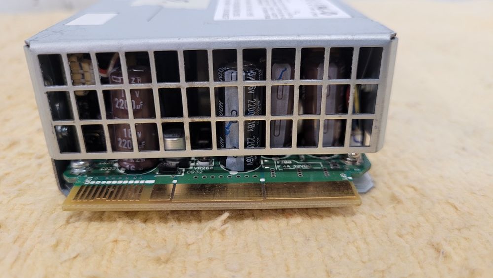 Блок питания Delta - Electric  750.