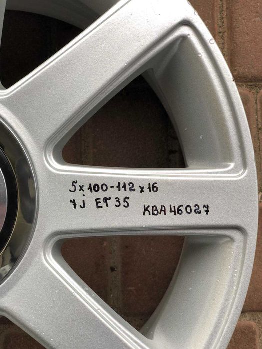 Оригінальні диски 5 100 - 112  7J ET35 R16  Vw / Seat /Skoda / Audi