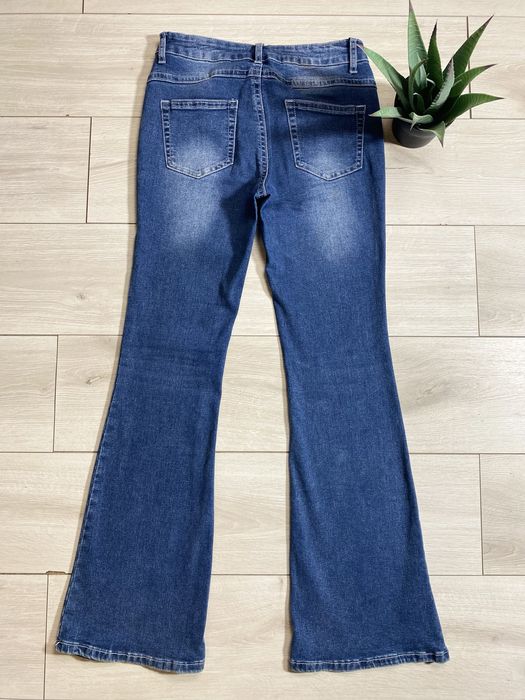 Жіночі джинси кьош.клеш джинси М/Л