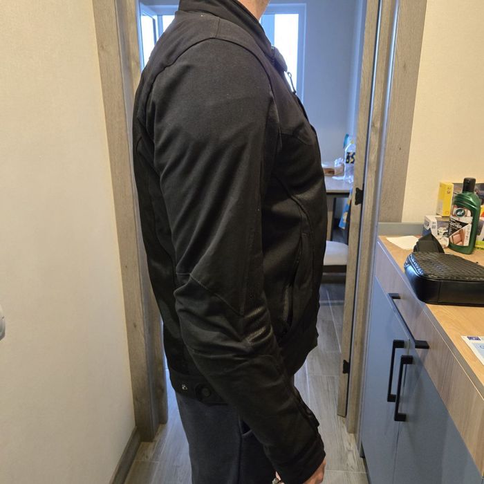 Продам мото куртку Alpinestars Luc Air Jacket