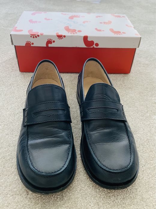 Sapato de pele azul n. 35