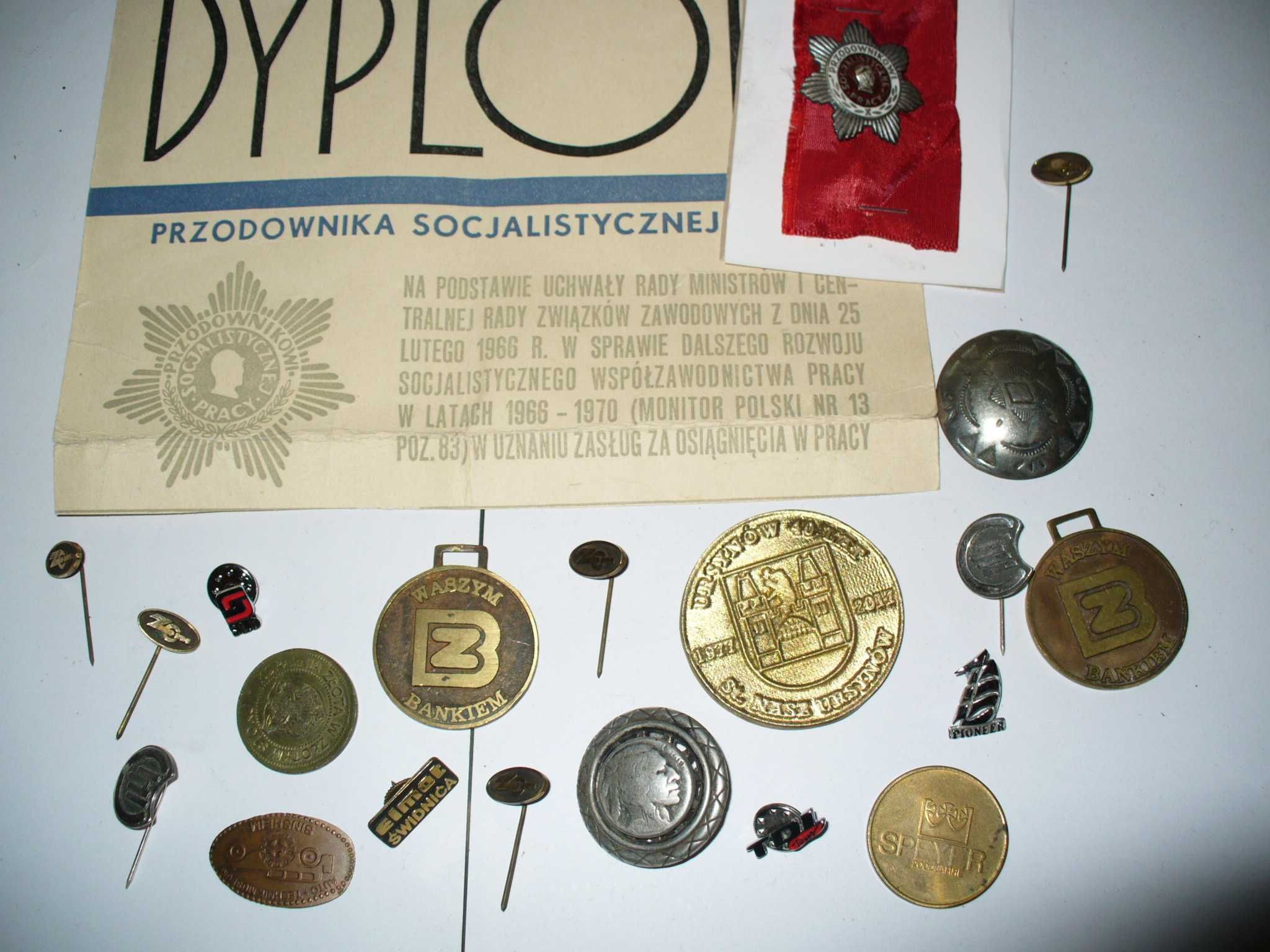 Stare medale i przypinki