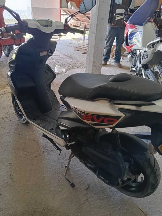 Keeway 50 CC. Como nova