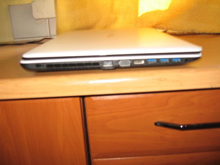 laptop nowy bialy led 15,6 FHD mikolaj swieta  komunia prezent