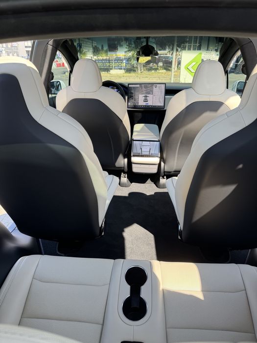 Tesla Mobel X 2024 рік, продаж авто