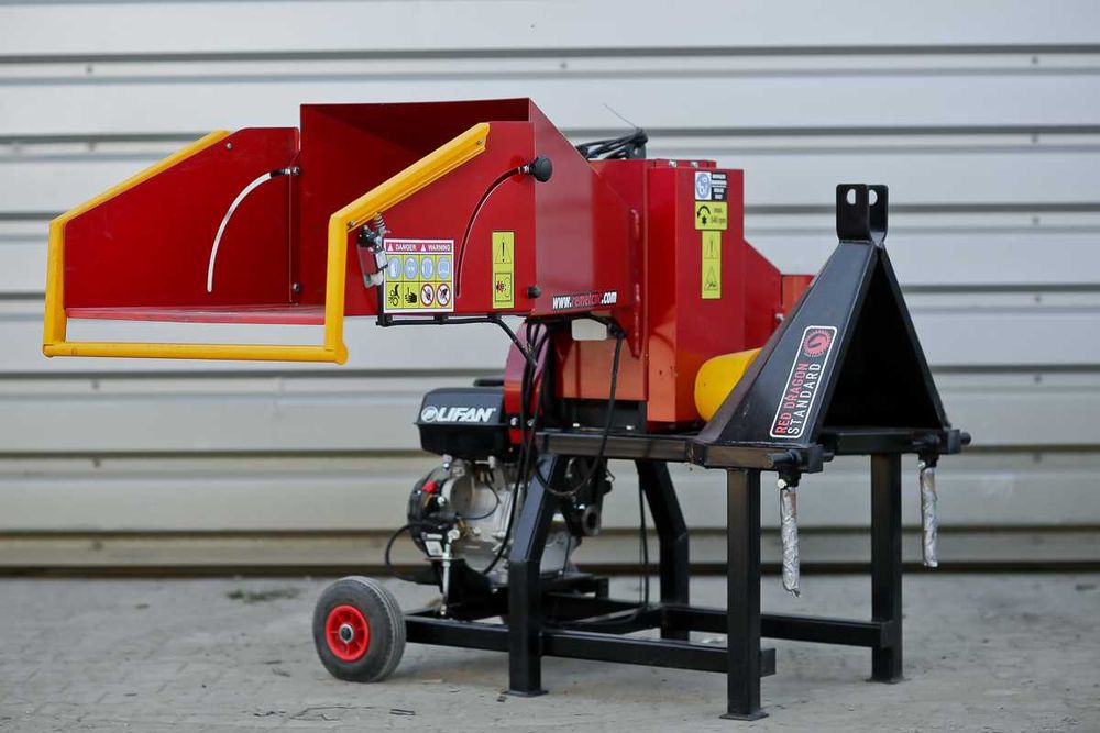 Wynajem rębak spalinowy rozdrabniarka wynajem narzędzi