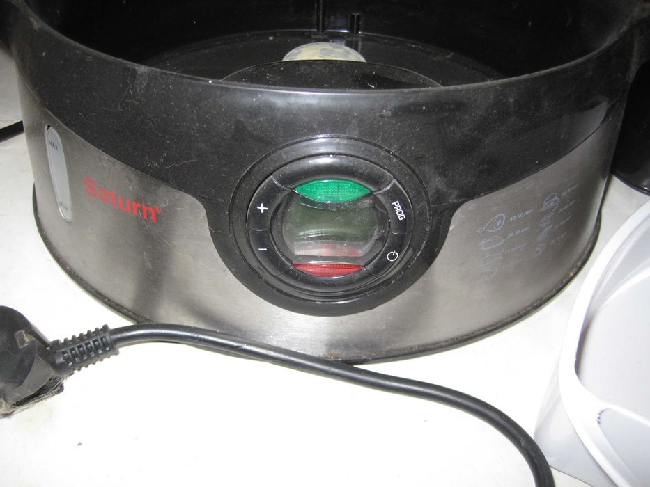 Пароварка трехярусная Saturn ST-EC 0105  800Вт