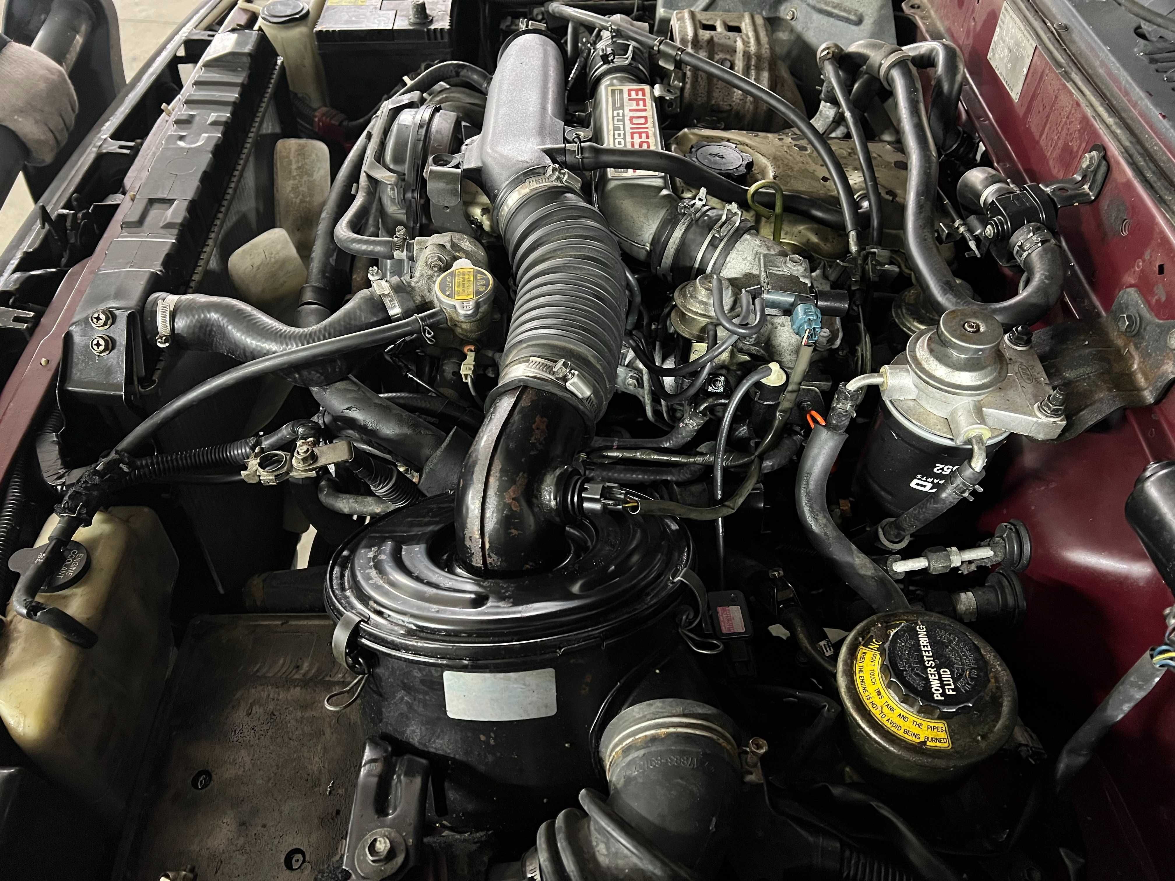 Двигун Мотор Toyota 4Runner Surf Hilux 2.4 TDI 2L-TE