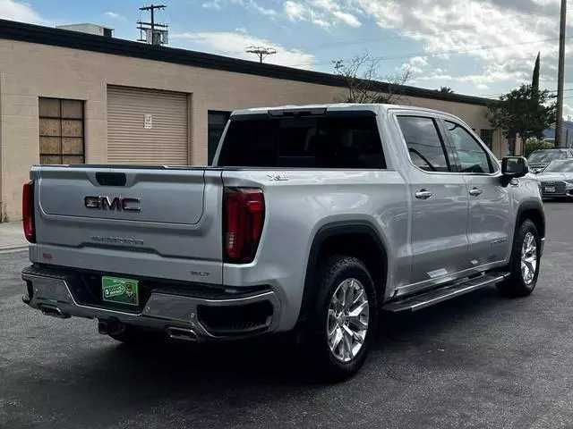 2020 GMC Sierra 1500 SLT Pickup 4