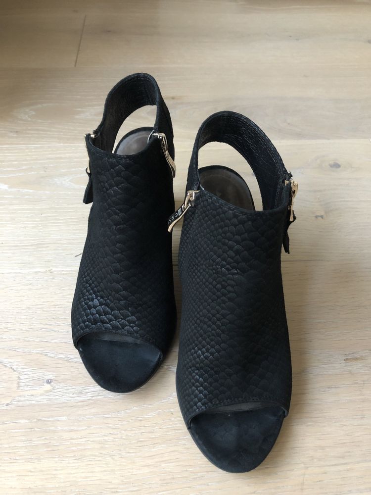 Buty na obcasie Nessi 36