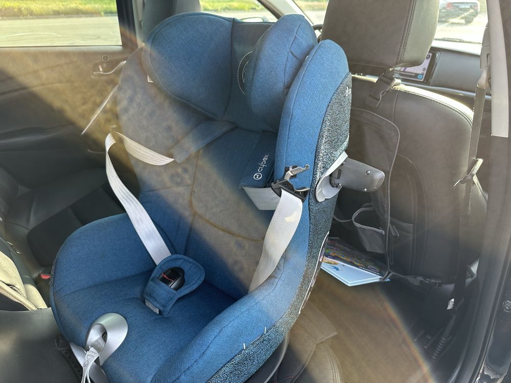 Автокрісло Cybex Sirona Z i-Size та Base Z