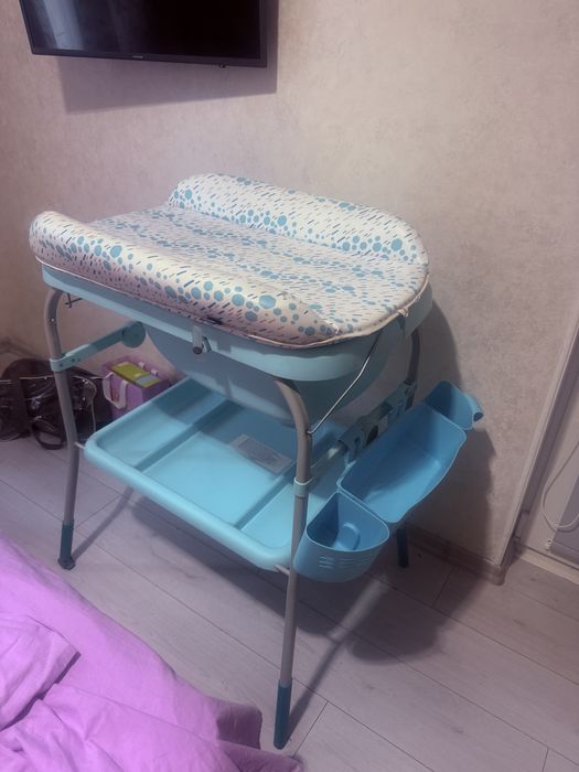 Пеленальний столик chicco cuddle bubble з ванночкою бу стан чудовий