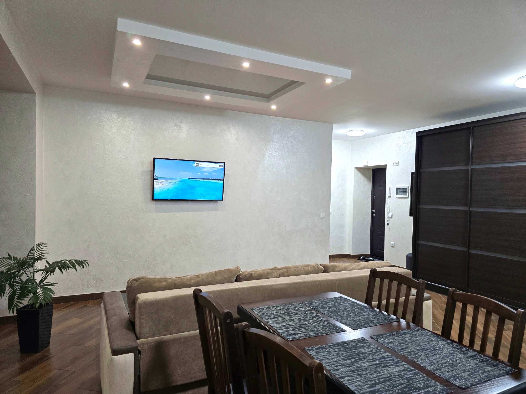 Modern apartment, центр міста, вул. Бельведерська 35