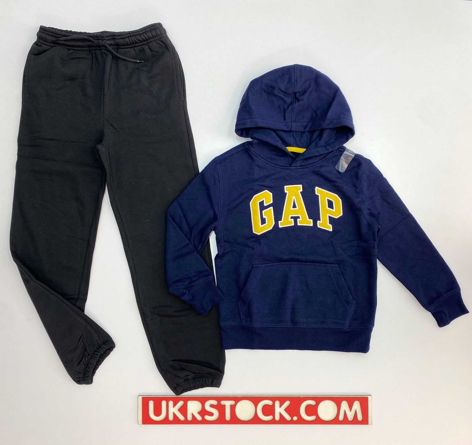 одяг дорослий жіночий та чоловічий GAP мікс, 22,5€/кг, сток оптом