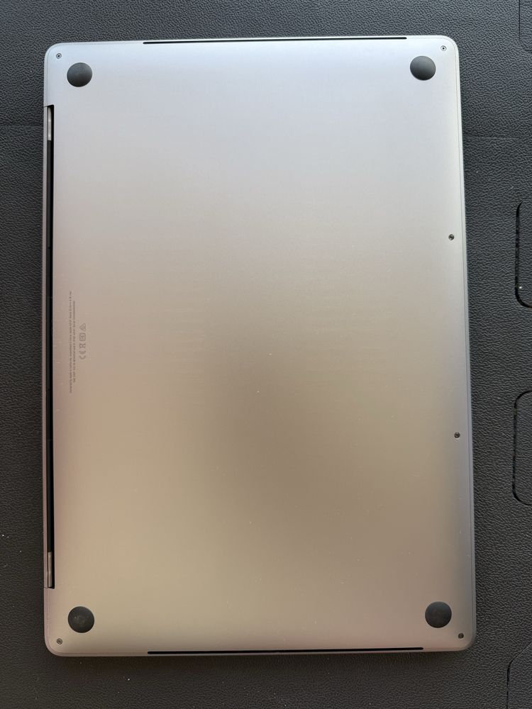 MacBook Pro 2019 – Intel Core i7 | Excelente Estado!