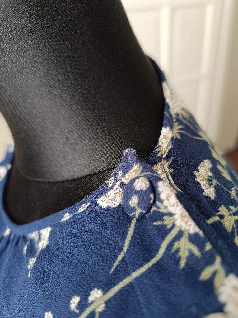 Bluzka Massimo Dutti, granatowa w beżowe kwiaty, rozm. 34