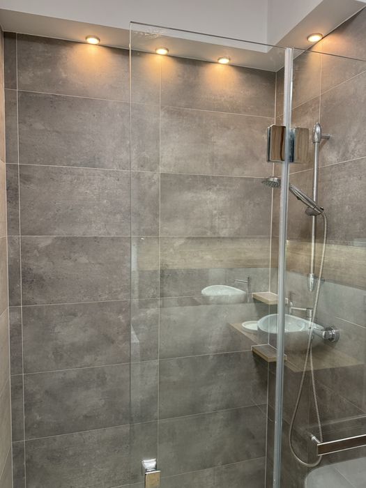 *REZERWACJA*   2pokojowe mieszkanie z balkonem i miejscem postojowym.