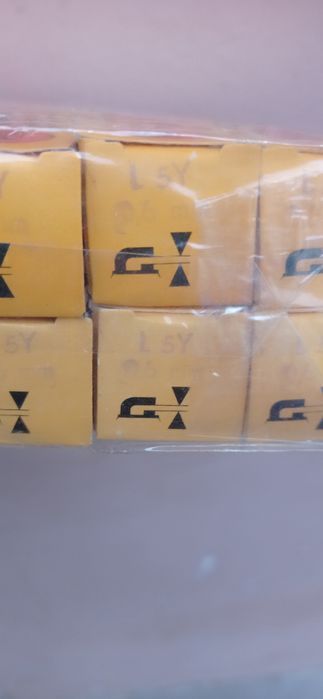 Свічки    PAL L5Y