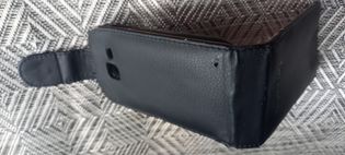 Etui z klapką pionowe skórzane skóra