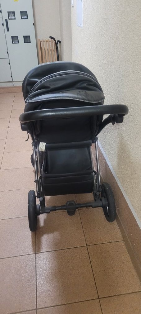 Sprzedam wózek dzieciecy