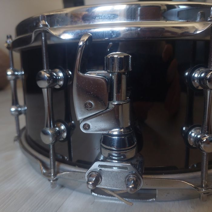 Tarola Ahead “Northridge” (quase nova) + Soft Case — Ideal para Rock/M