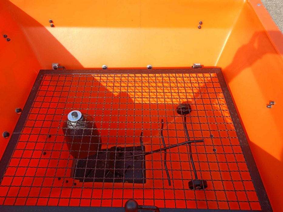 Piaskarka Posypywarka PK 550 Dexwal 380 L 600 KG Transport