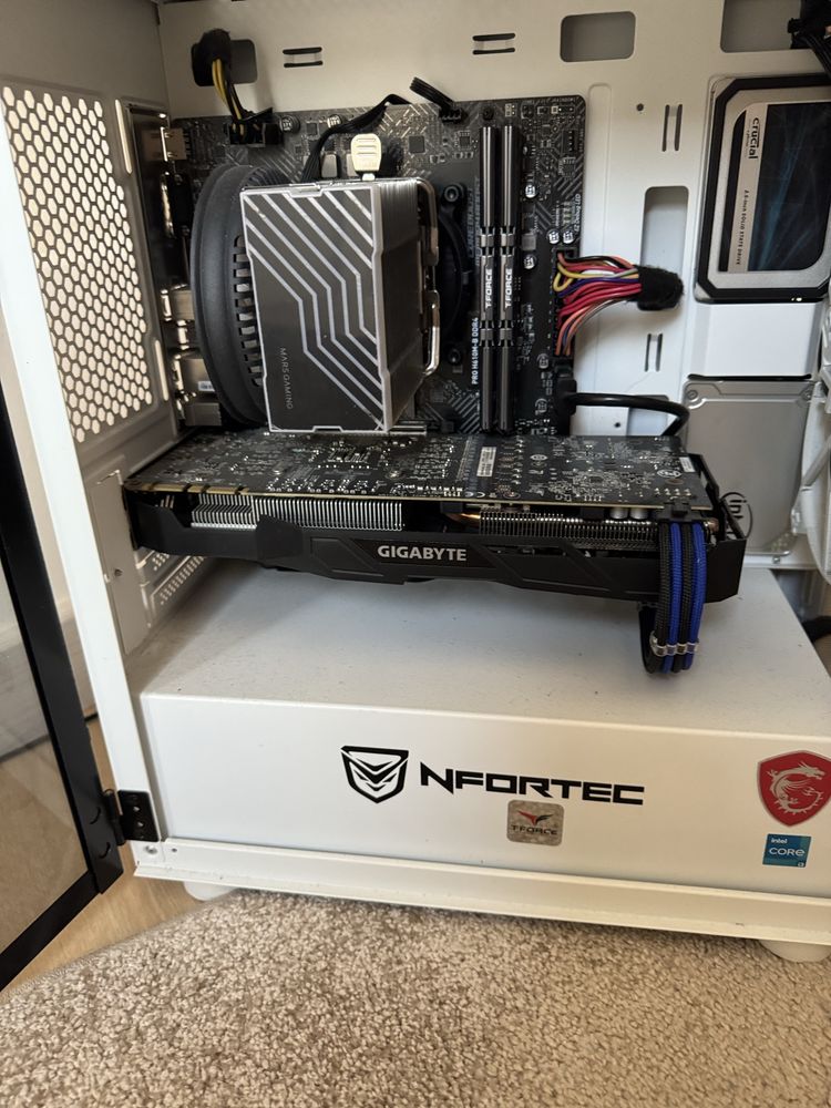 PC Gaming i3-12100F + GTX 1070 + 16GB RAM + SSD 585GB