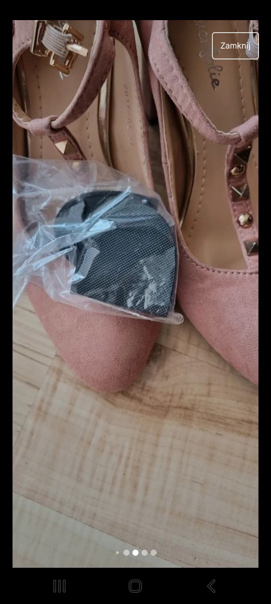 Eleganckie łososiowe buty na grubym obcasie