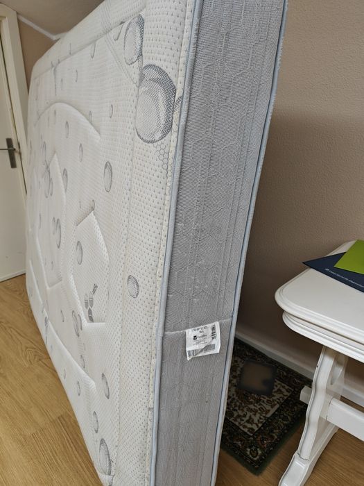 Colchão Moloflex usado ótimo estado 200x 160