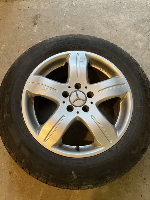 Колеса на Mercedes ML W-164  Petlas  235/65 R17