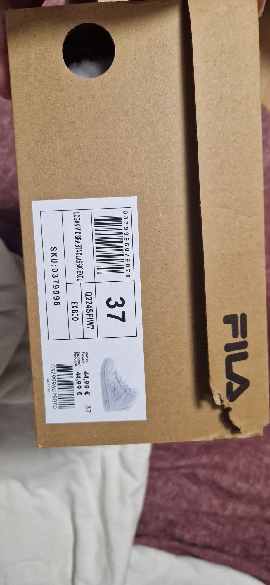 Vendo ténis marca Fila nova usado uma vez
