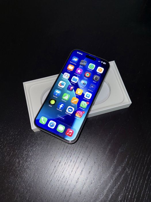 iPhone 16 Pro Max - 256gb - Titânio Natural