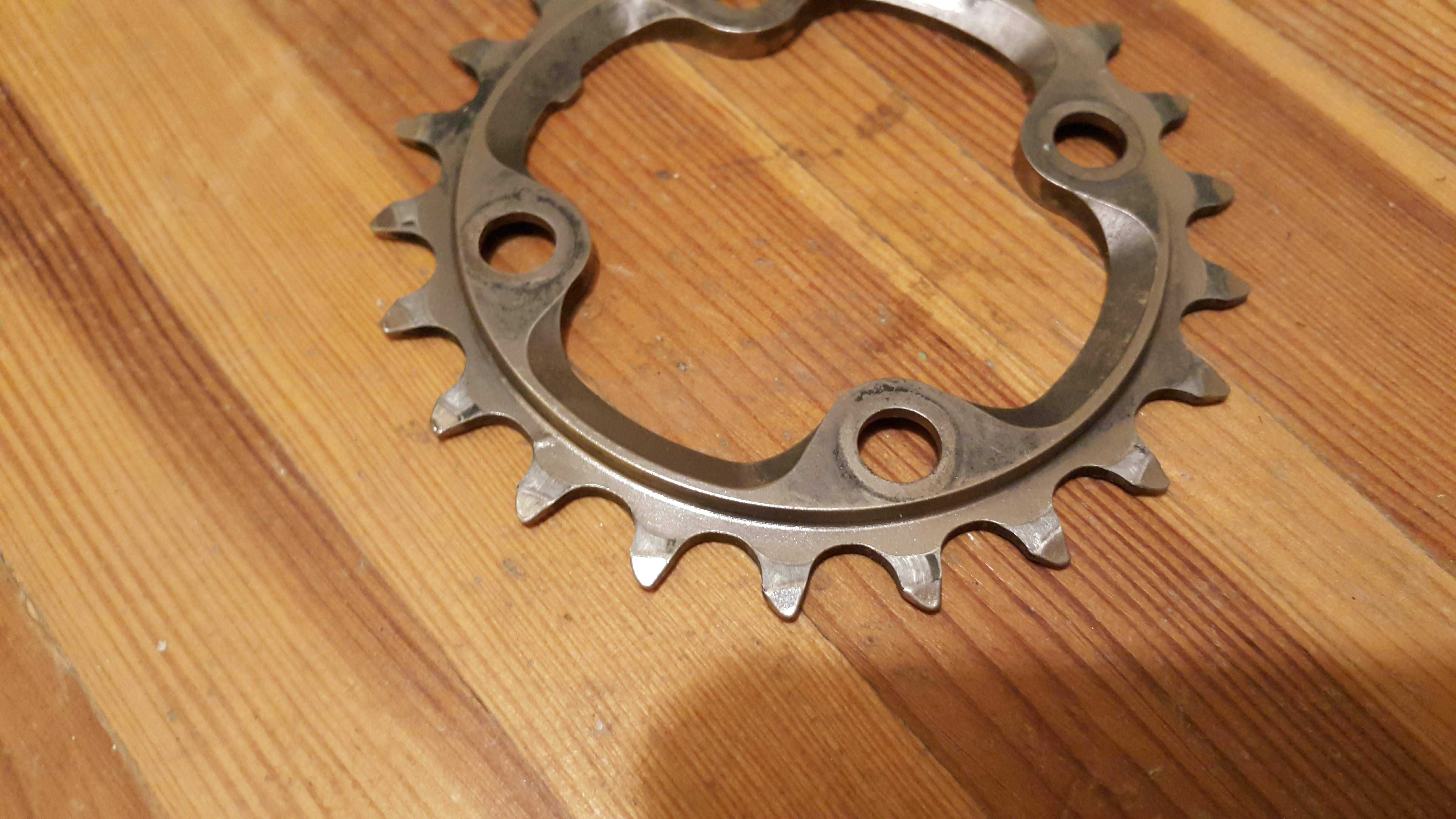 Zębatka korby Shimano XTR M970 22T