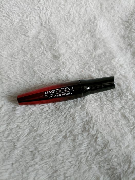 Wydłużający tusz do rzęs Magic Studio