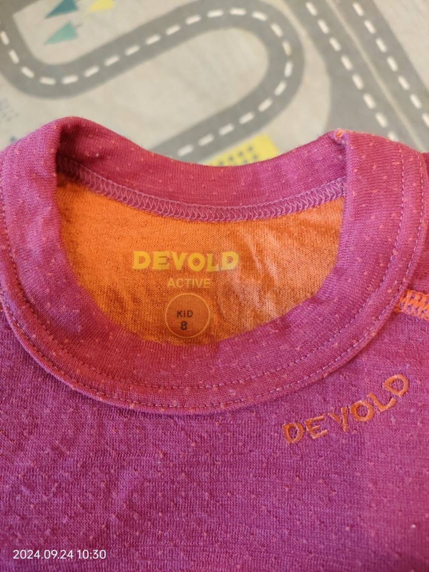 Bluzka termiczna r.128 80% wełna merino
