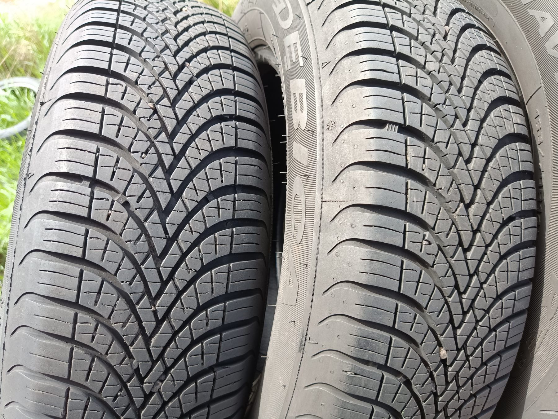 Всесезонні шини Debica 165/70 R14 резина Р14