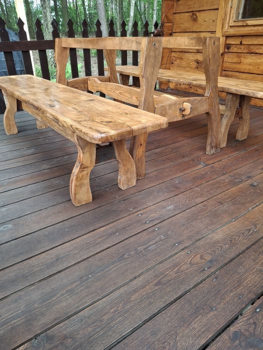 Dwie ławki i konstrukcja pod stół dąb