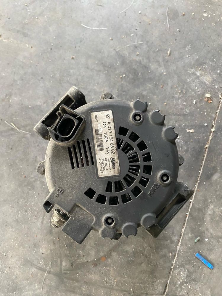 Alternador motor 651 mercedes