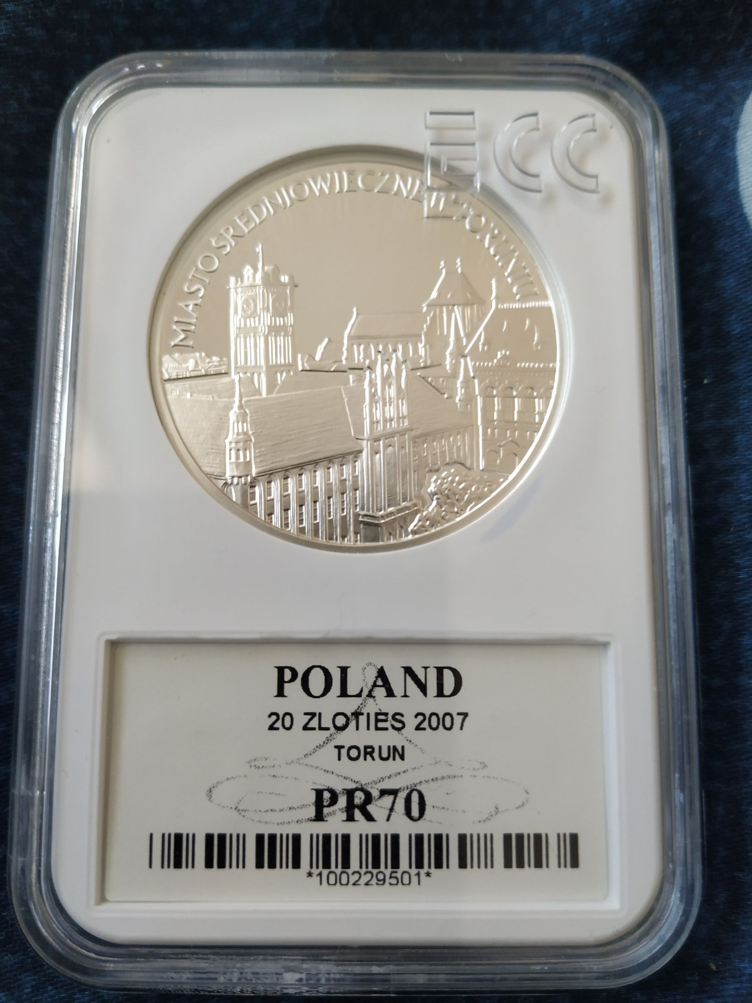 Moneta 20 zł Miasto średniowieczne w Toruniu granding GCN PR 70 .