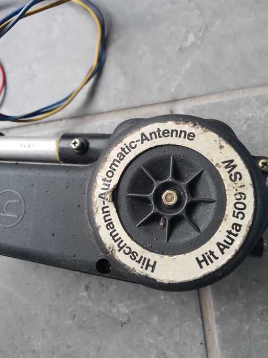 Antena elektryczna Hirschmann auta