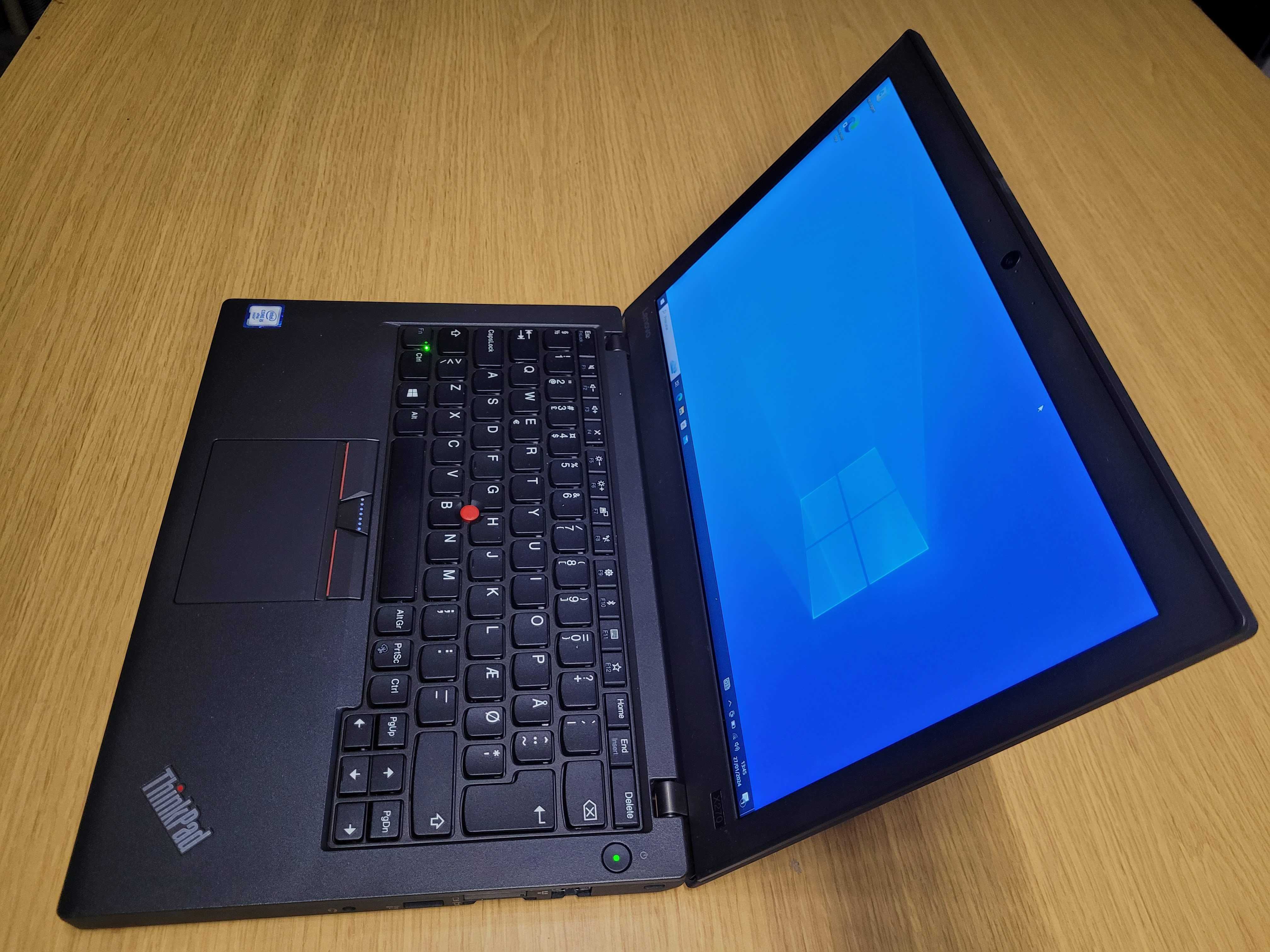 Lenovo Thinkpad X270 / Core i5 / 8Gb RAM / 256Gb SSD / 12,5" FHD