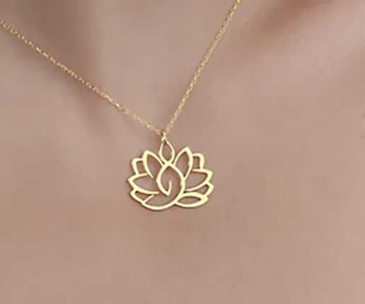 Colar Rose Lótus - fio da moda e espiritualidade