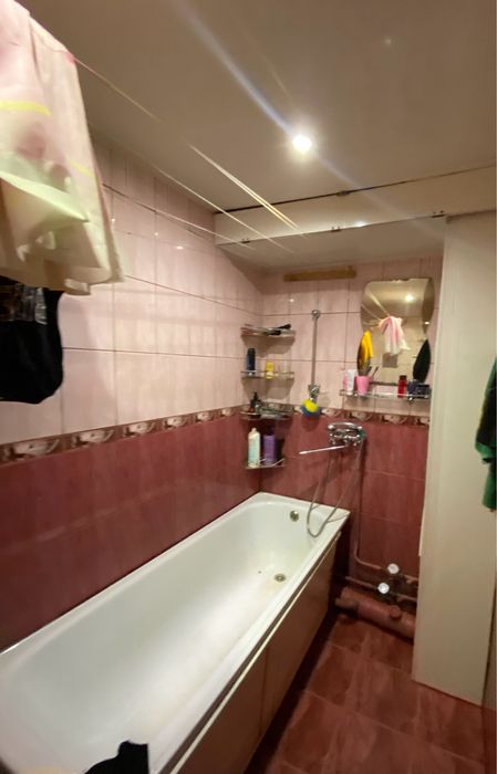 Продаж двох кімнатної квартири