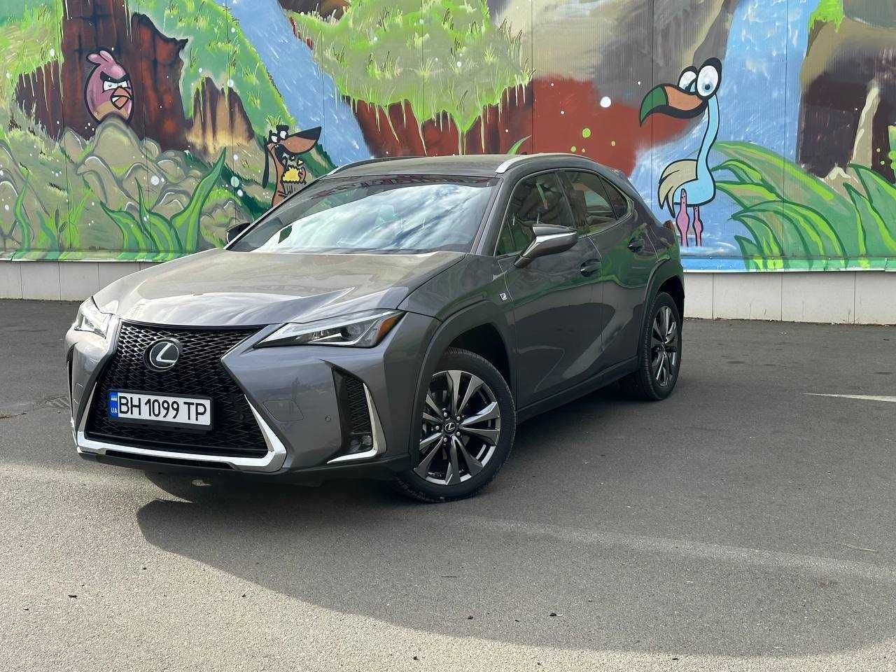 Lexus UX 2021 рік